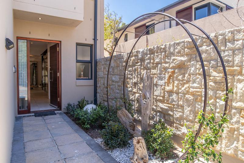 3 Bedroom Property for Sale in Stonehurst Mountain Estate Western Cape